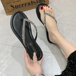 Summer Fashion Slippers Women Rhinestones Casual Beach Women Flip Flops Open Toed Flat Slippers Female Zapatos De Mujer 240510