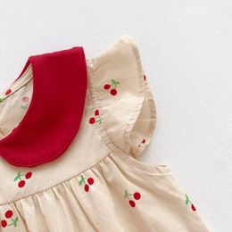 Rompers Summer baby jumpsuit cute newborn princess flight sleeve Peter Pan collar cherry printed cotton tight fitting suit d240517
