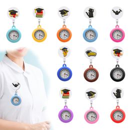 Other Bachelor Clip Pocket Watches Retractable Hospital Medical Workers Badge Reel Analogue Quartz Hanging Lapel For Women Collar Watch Otucg