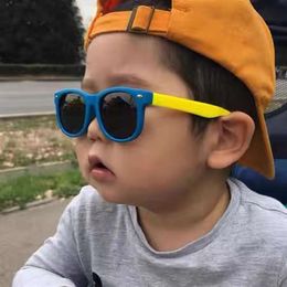 Polarized Kids Sunglasses TR90 Silicone Gel Frame Classic Square Children Sun Glasses Girls Boys Multi Color Baby Goggles UV400 L2405