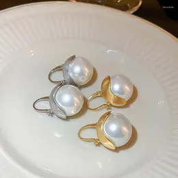 Stud Earrings Designer Vintage Metal Pearl Earring 2Colors French High End Buckles For Women Elegant Simple Accessory Jewellery Gift