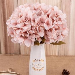 Decorative Flowers Artificial Hydrangea Autumn Silk Bouquet Home Living Room Outdoor Decor High Quality Fake Wedding Party Decoration