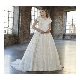 2019 New Lace Modest Wedding Dresses With Cap Sleeves Boat Neck Buttons Back A-line Country Western LDS Bridal Gowns Modest Custom Made 223A