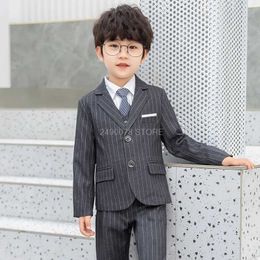 Suits Flower Boys Wedding Suit School Kids Formal Tuxedo jacket Vest pants 3Pcs Children Performance Host Dance Party Dress Costume Y240516O2OD