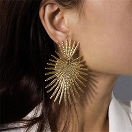 Punk Exaggeration Luxury Big Earrings for Women Vintage Unique Heart Designer Earrings Statement Drop Earrings Fashion Gift AB315