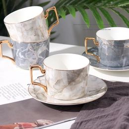 Cups Saucers Luxury European Coffee Cup Set Simple High-grade Bone China Exquisite Afternoon Tea Ceramic Couple