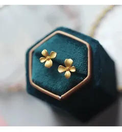 Stud Earrings Small Flower For Women Elegant And Vintage Lady Shape Accessories Girl Simple 2024 Style Gift
