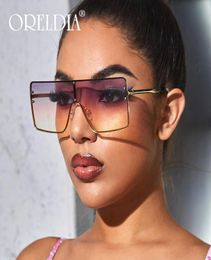 Fashion sunglasses Oversize Square Women039s Sunglasses Men Brand Designer Metal Frame Gradient Sun Glasses For Female Shield S7392662