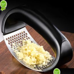 Other Home & Garden New Type Of Manual Garlic Press Stainless Steel Corrosion-Resistant Household Kitchen Utensils Drop Delivery Dhpmy