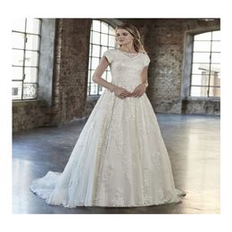 2019 New Lace Modest Wedding Dresses With Cap Sleeves Boat Neck Buttons Back A-line Country Western LDS Bridal Gowns Modest Custom Made 272S