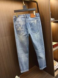 Fashionable Mens Jeans Designer Street Blue Denim Casual Pants Luxury L Letter Straight Leg Mid Waist Small Leg Pants Outdoor Sports Pants