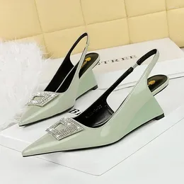 Sandals BIGTREE Western Style Wedges Patent Leather Shallow Pointed Toe 6.5cm High Heels Metal Crystal Buckle Lady Shoes Grey