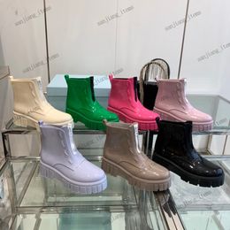 Women Rain Boots Designer Triangle logo Ankle Boot monolith Shoes EVA Rubber platform Rainboot brown green bright pink black Front Zipper Waterproof Jelly Sneakers