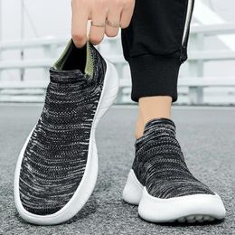 Casual Shoes Autumn And Winter One Step Men's High End Breathable Thick Sole Fashion Running Sports Soft Men