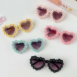 2024 New Children Fashion Heart Daisy UV400 Baby Girls Boys Vintage Outdoor Protection Sunglasses Kid Sun Glasses