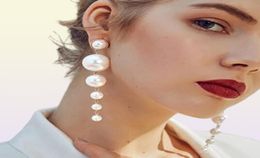 Whole europeanstyle long imitation pearl beaded eardrop in autumn 2019 the big earring for women with fashionable personali5206135