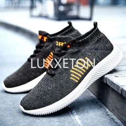 Casual Shoes Spring And Autumn Men's Mesh Breathable Soft Sole Anti Slip Versatile Shallow Mouth Lightweight Sports Socks