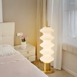Floor Lamps Nordic Modern Minimalist Lamp European Living Room Ambience Light Dining Bedroom Study Sofa Vertical Table