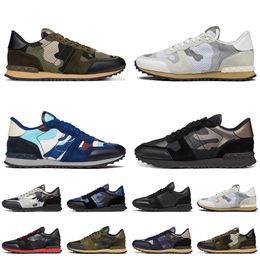 2024 Fashion Designer Rockrunner Camo Casual Shoes Camouflage Mesh Fabric Rubber Stud Army Green Top Leather Platform Sneakers Women Mens Luxury Run valentine G3B5