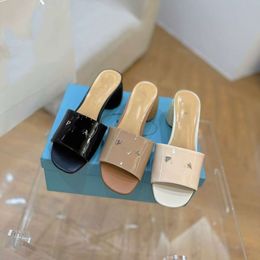 100% real leather Slippers Top quality Beige Braided raffia motif slide Sandals chunky block heel women slipper slip on shoes sandal luxury designers dress shoes