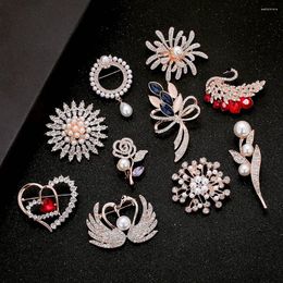 Brooches Lapel Pin Women Elegant Crystal Korean-Style Brooch Factory Direct All-match Alloy Gift Fashion Women's Corsage Accessory