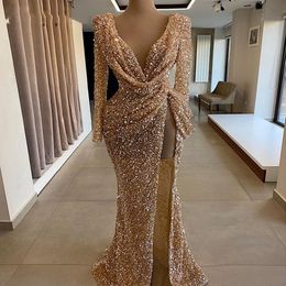 Sparkly Sequined Prom Dresses 2021 Long Sleeve Sexy High Slit V Neck Mermaid Rose Gold Dubai Women Formal Evening Gowns 155W