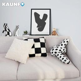 Pillow KAUNFO White Pillowcases Lamb Warm Fluffy Covers Decorative Black Plaid