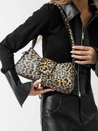 Shoulder Bags Ladies Leopard Print Bag 2024 Trend Women's Handbags Commuting Armpit Designer PU Leather Simple Underarm