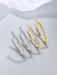 Hoop Huggie Todorova Fashion Unique Design V Shape Geometric Cubic Zirconia Earrings For Women Ladies Wedding Jewelry Gifts3099139