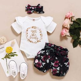 Clothing Sets Newborn Baby Girls Summer Clothes Set Short Sleeve Romper+Floral Shorts with Bowknot Headband 3Pcs Outfits Set for 0-18 Months Y240515