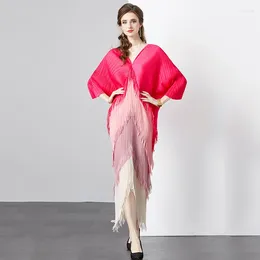 Casual Dresses Helolis Miyake Colour Block Tassel Pleated For Women 2024 Autumn Irregular V Neck Batwing Sleeve Long Dress Vestidos