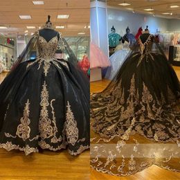 Black Organza Tulle Gold Lace Quinceanera Dresses With Cape 2023 Crystal Beads Sweet 16 Dress Shawl Ball Gowns Puffy Vintage 307t