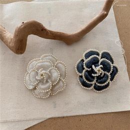 Brooches Luxury Camellia Brooch Women Party Accessories Pearl Rose Flower