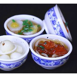 5pcs/lot 3cm 1/6 Scale Dollhouse Miniature Chinses Cuisine Dessert Noodles for Blyth Pullip dolls Pretend food Toys