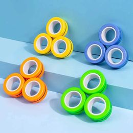 10PCS Decompression Toy Funny Fidget Spinner Magnetic Ring Unzip Toy Anti Stress Figet Toys Hotwhells Stress Reliever Toys Magic Ring Decompression Toys