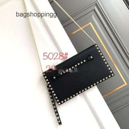 Square Rivet Small Locoo Stud Event Purse Vallenteno Designer Style Cowhide 2024 Lady Bag Crossbody Bags Womens Letter Rock Trendy Chain Vo GYW7