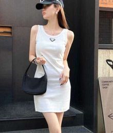 New 24ss P Designer Womens Casual Dresses Summer Fashion Brands Tops Tank Dress Knitted Cotton Sleeveless Solid Sexy Elasticity womens Mini Skirt 3110ess