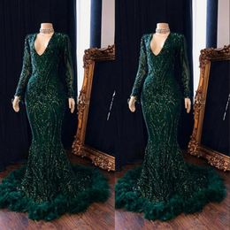 Dark Green V Neck Feather Mermaid Prom Dresses 2021 Long Sleeves Reflective Sequins Lace Floor Length Formal Party Evening Gowns 205h