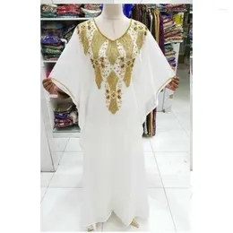 Ethnic Clothing Dubai Kaftan Half Sleeve Gowns V-neck Floor Length Dress Handmade Luxury Beaded Decoration