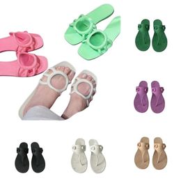 2024 New Slippers classic flip flops interlocking G cut out slides thong sandals famous designer women slipper Jelly rubber metal buckle summer beach mules moccasin