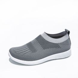 new Women Running Shoes Black Pink Green Grey classic fashion knit Breathable comfortable slip-on Casual Sneakers 36-40