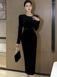 Casual Dresses Black Velvet Midi Dress Women Autumn Winter Long Sleeve O-Neck Slim Luxury Elegant Evening Party Fashion Clothing Vestidos