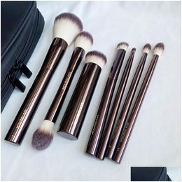 Makeup Brushes Hourglass Set 10Pcs Cosmetic Brush For Face Powder B Eye Shadow Crease Concealer Brow Liner Smudger Dark-Bronze Metal H Dhvu2