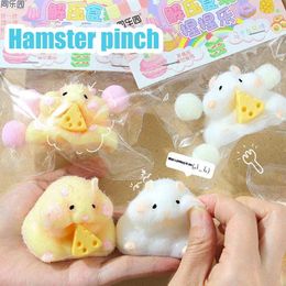 Decompression Toy Cartoon Mouse Cute Hamster Waffle Cake Claw Squeeze Toy Silicone Pinch to Relieve Stress Toy Childrens Gifts WX