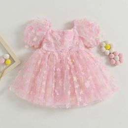 Flickas födelsedagsprinsessklänning söt blomma dekor kort puffhylsa barn kläder barn tävlingsfest sommarklänningar l2405