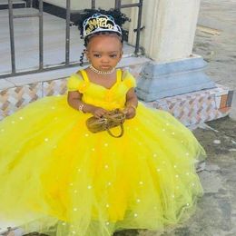2021 Yellow Pearls Flower Girl Dresses Ball Gown Spaghetti Hand Made Flowers Lilttle Kids Birthday Pageant Weddding Gowns 266Q