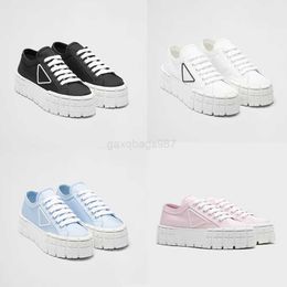 Casual Shoes Designer Gabardine Double Nylon Canvas Shoe Women Wheel Cassetta Flat Sneakers Fabric Runner Trainers Low-top Canvas Shoe with Box