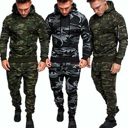 High Quality Camouflage Tracksuit for Men Fashion Brand Sports Wear Autumn Warm Outfit Sets S4XL Plus Size Hoodie Suit 240514