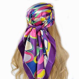 Bandanas Durag Silk Scarf Womens Luxury Brand Summer Fashion Designer Headband 90 * 90cm Bandana Cheveux Foulard Womens 90X90CM J240516