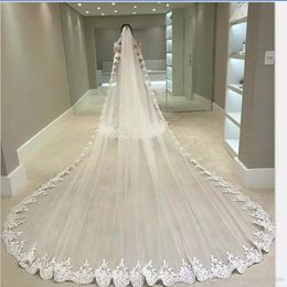 Best Sell 4 Metres Wedding Veils With Lace Applique Edge Long Cathedral Length Veils One Layer Tulle Custom Made Bridal Veil With Comb 259D